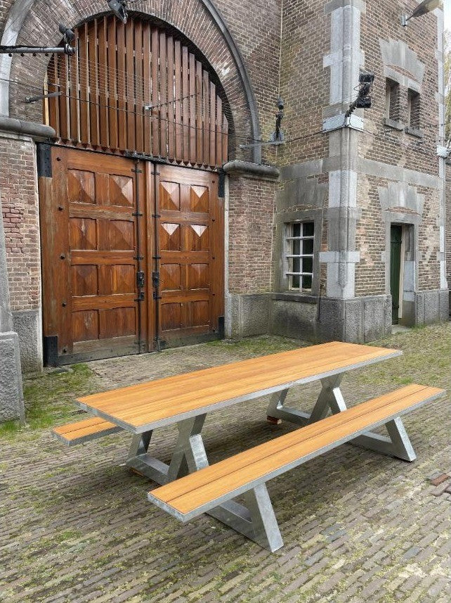 Picknicktafel Anker 3 nieuw gebouwd, hardhout, verzinkt