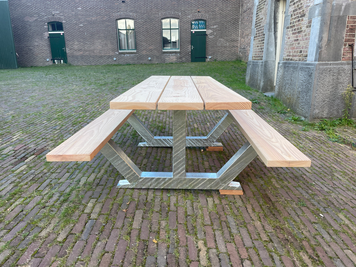 Anker 1 · 220 cm · douglas · verzinkt (showmodel)